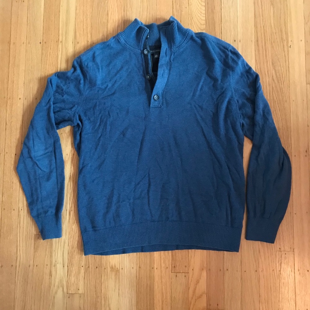 Half zip Banana republic sweater size L